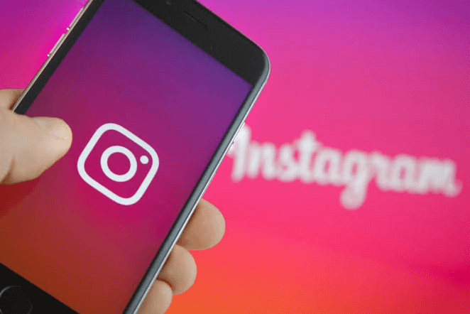 Instagram Access to Photos